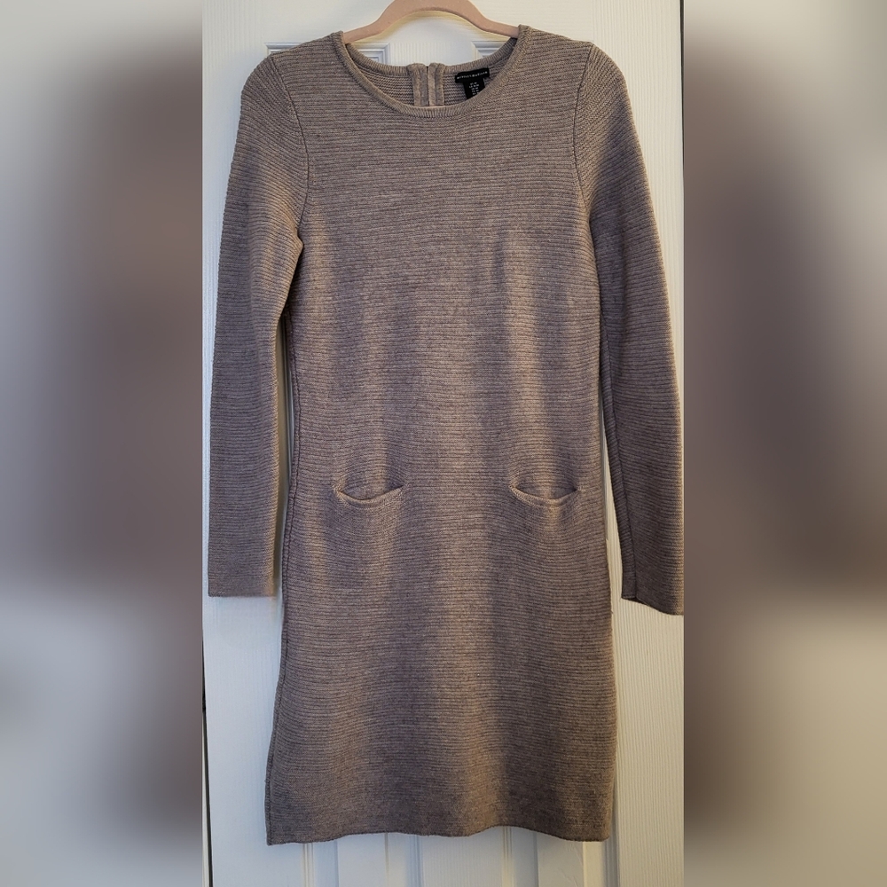 Mercer & Madison Long Sleeve Gray Dress D-406